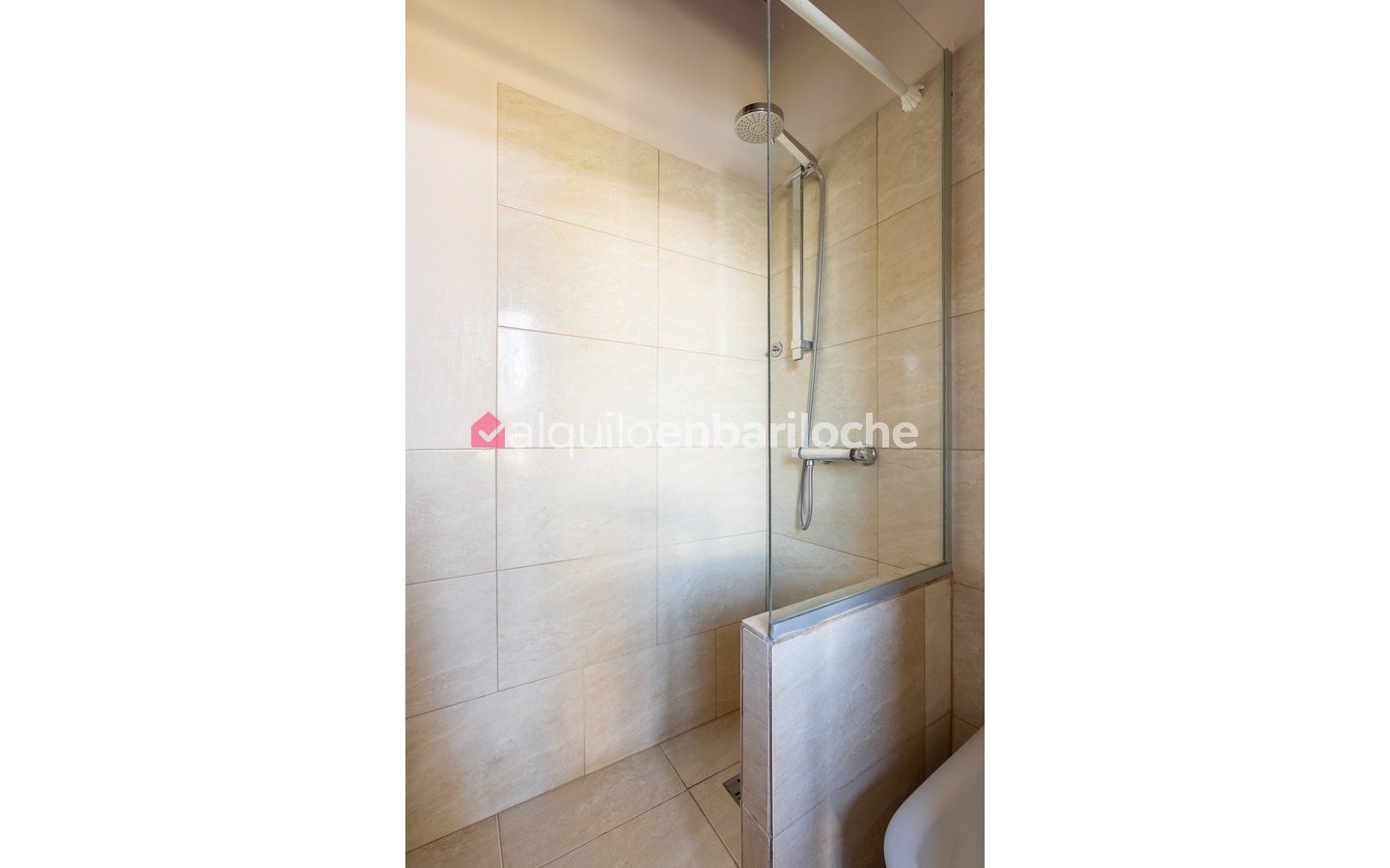 Casa con Piscina en Circuito Chico | Vistas al Lago Moreno