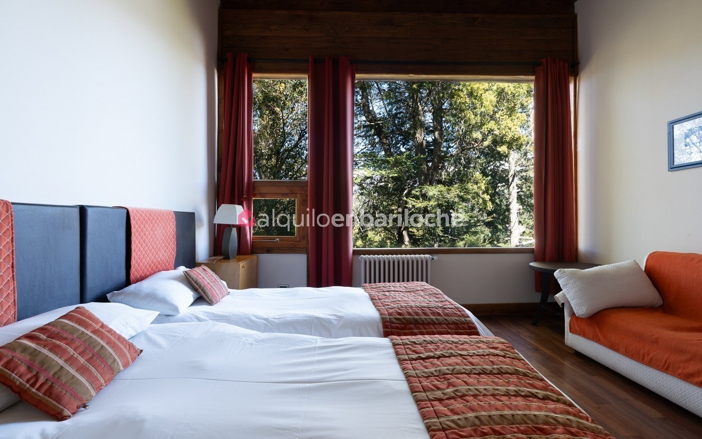 Casa con Piscina en Circuito Chico | Vistas al Lago Moreno