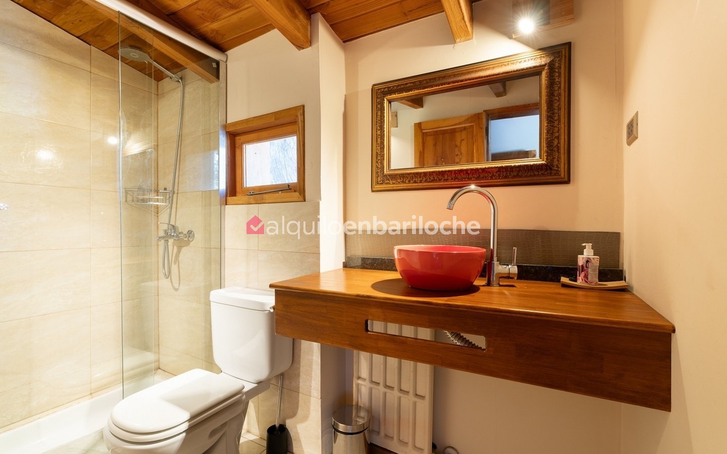 Casa con Piscina en Circuito Chico | Vistas al Lago Moreno