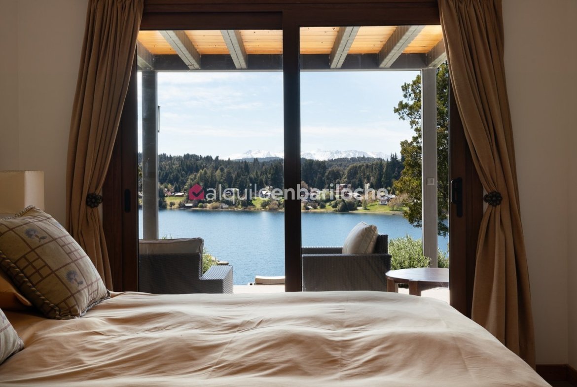 Casa con Vistas en Lago Moreno | Muelle y Costa (4 Pax)