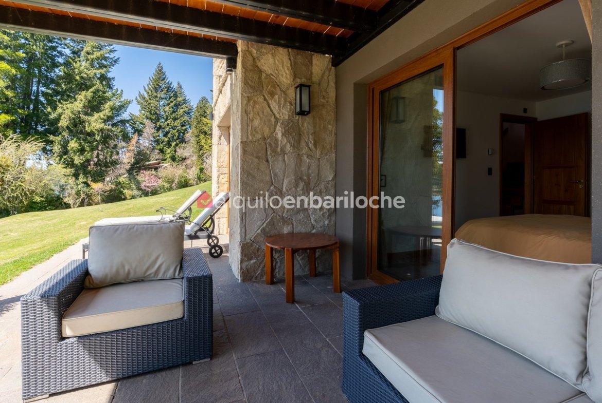 Casa con Vistas en Lago Moreno | Muelle y Costa (4 Pax)