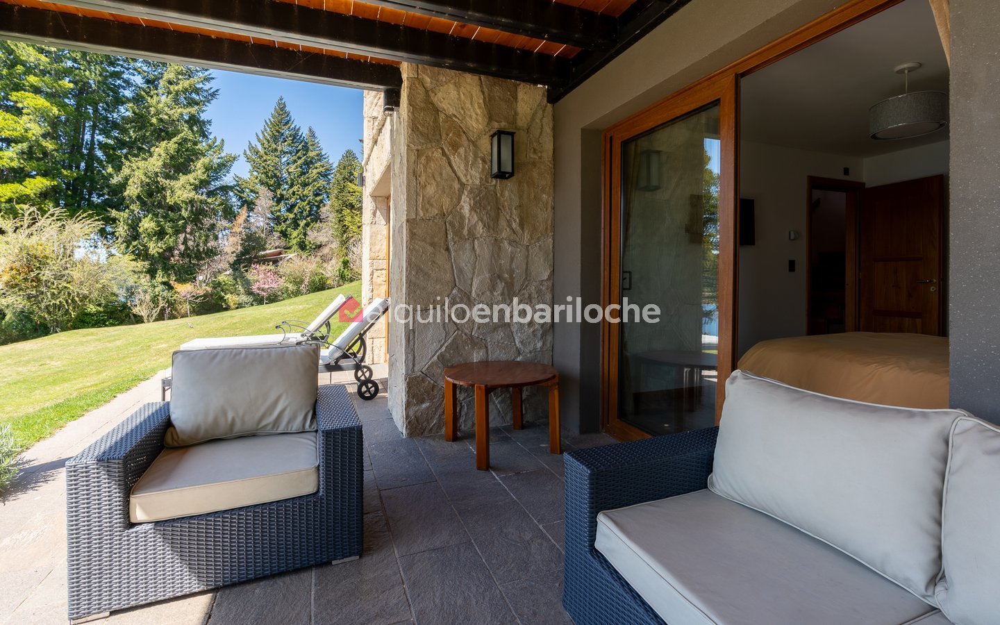 Casa con Vistas en Lago Moreno | Muelle y Costa (4 Pax)