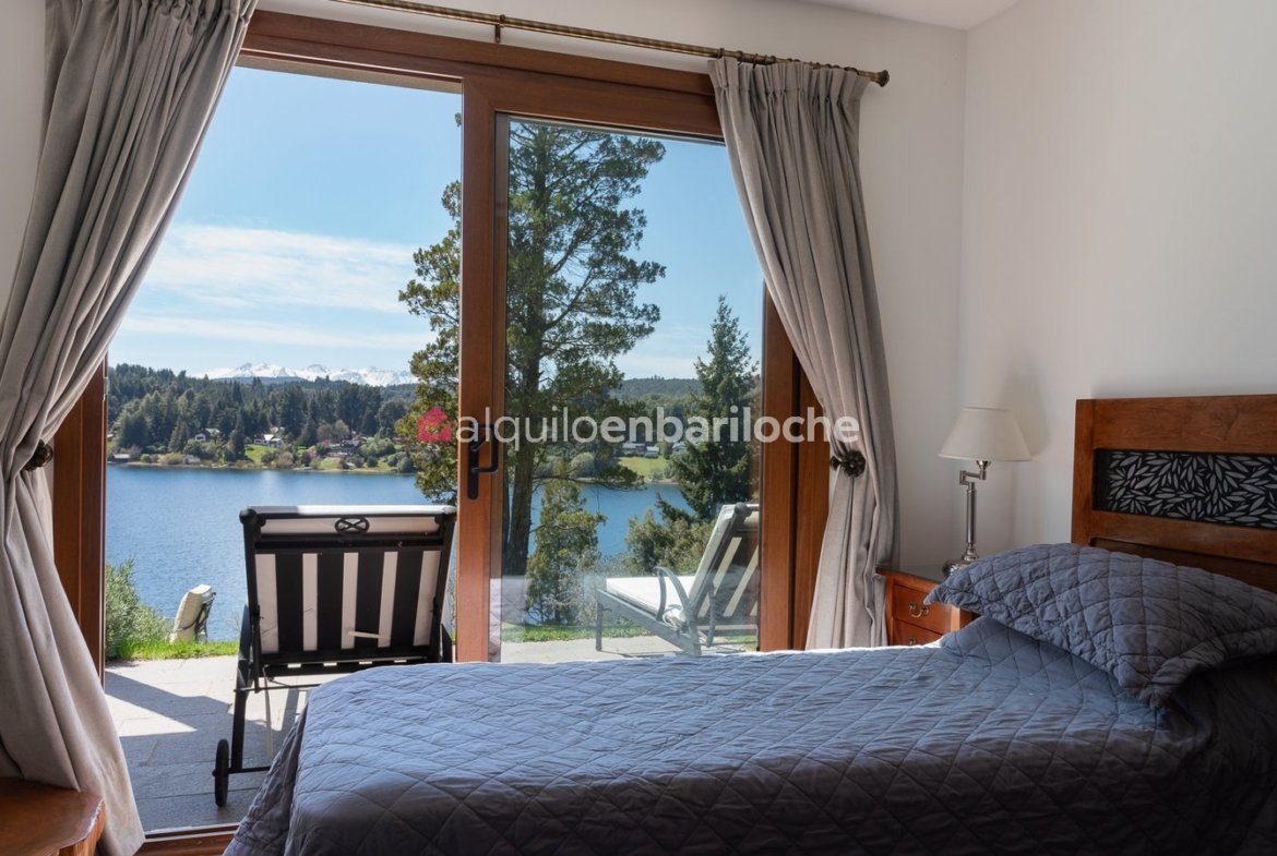 Casa con Vistas en Lago Moreno | Muelle y Costa (4 Pax)