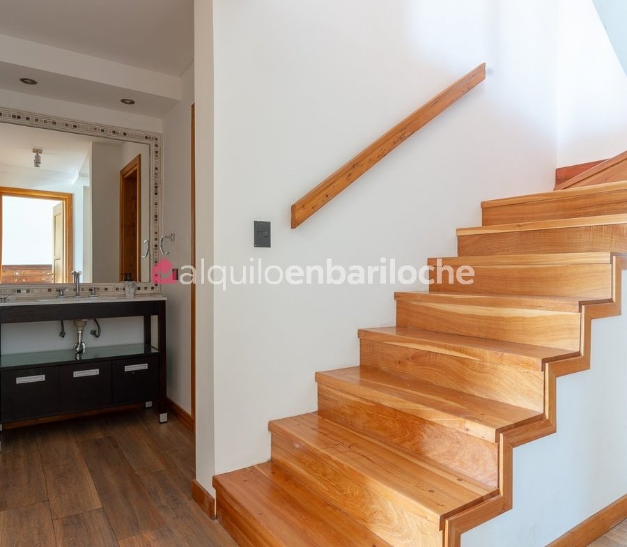 Casa con Vistas en Lago Moreno | Muelle y Costa (4 Pax)