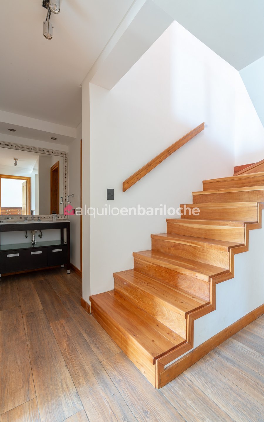 Casa con Vistas en Lago Moreno | Muelle y Costa (4 Pax)