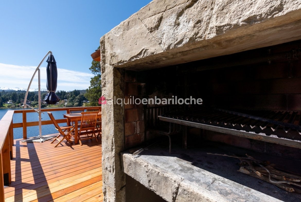 Casa con Vistas en Lago Moreno | Muelle y Costa (4 Pax)
