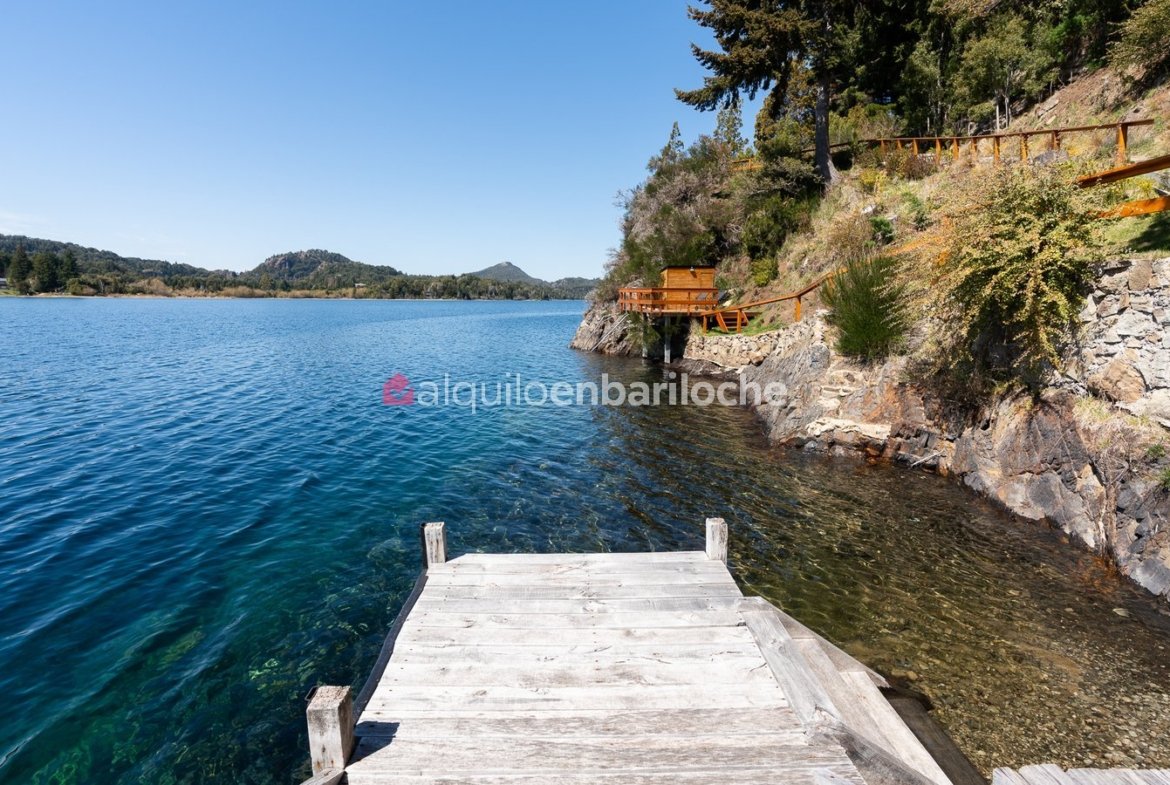 Casa con Vistas en Lago Moreno | Muelle y Costa (4 Pax)
