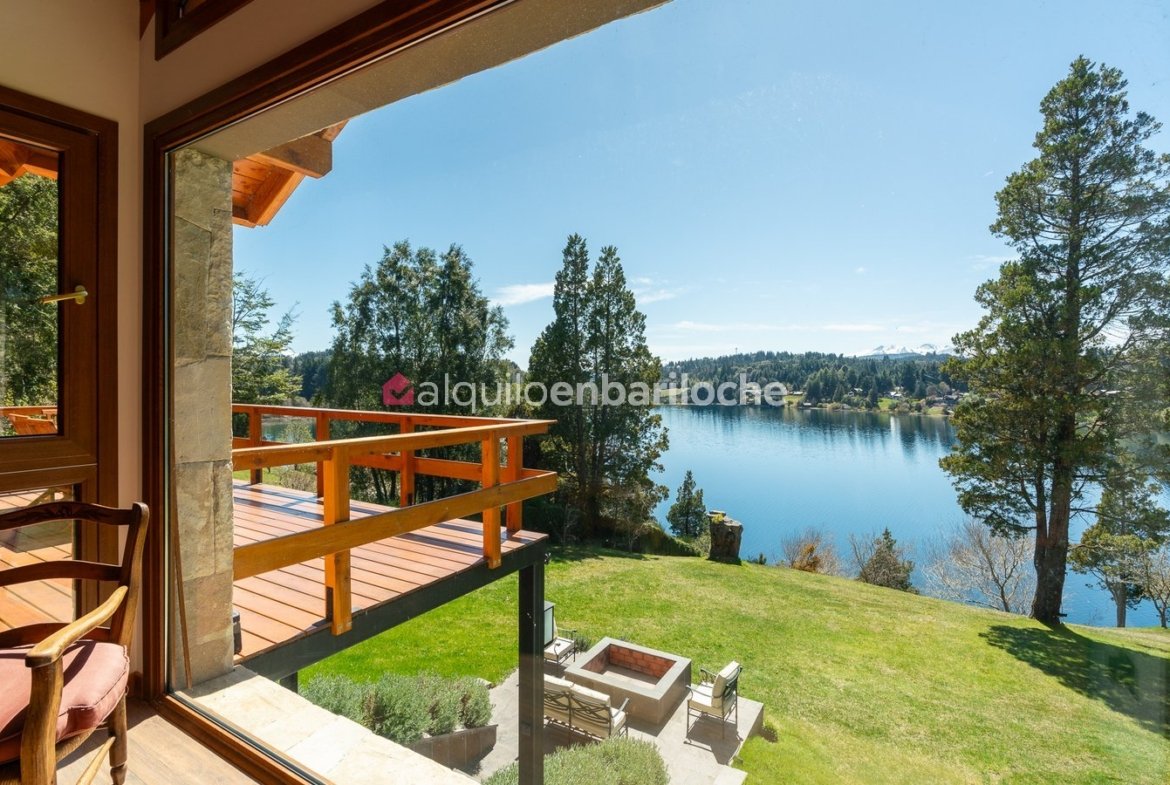 Casa con Vistas en Lago Moreno | Muelle y Costa (4 Pax)