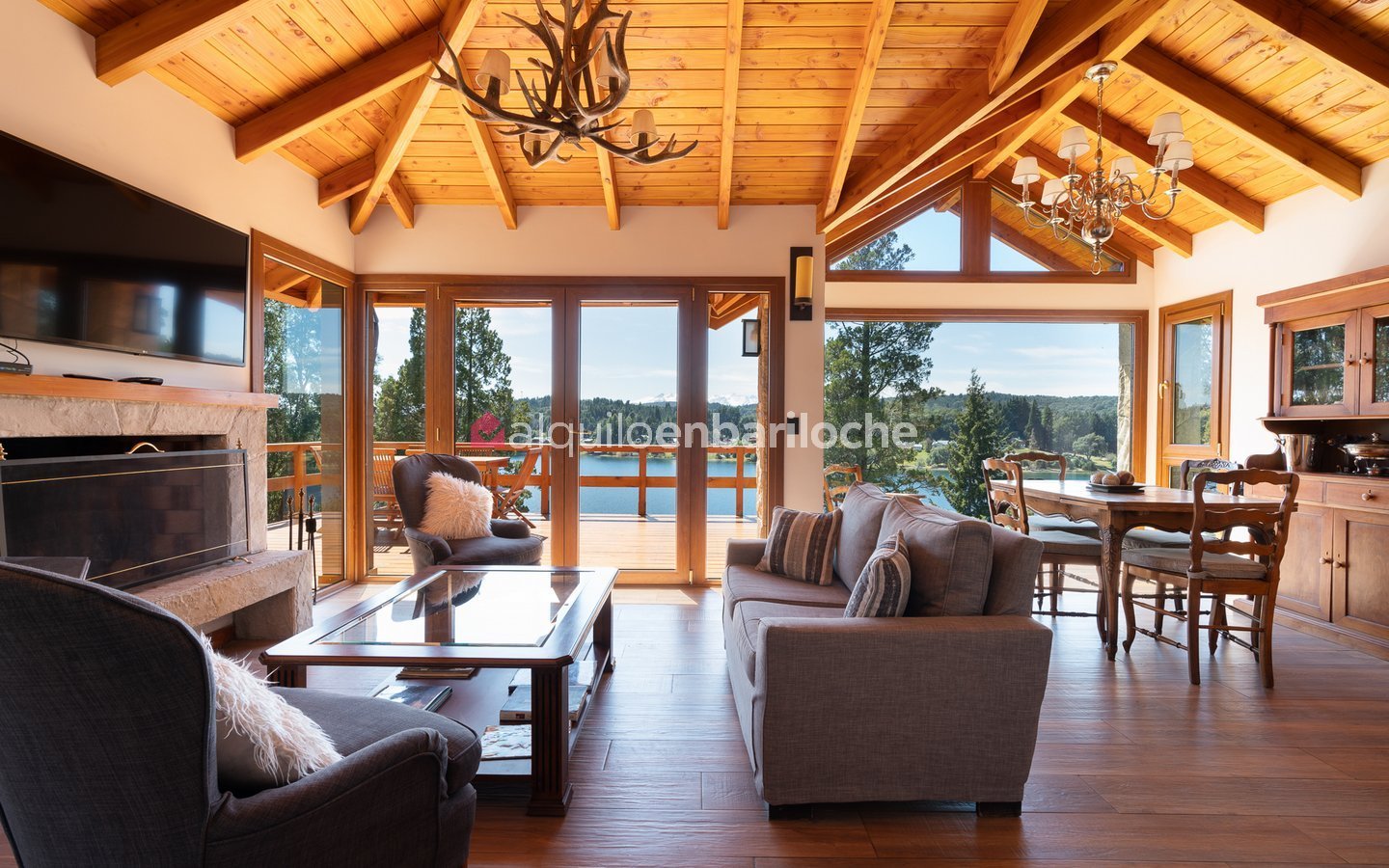 Casa con Vistas en Lago Moreno | Muelle y Costa (4 Pax)