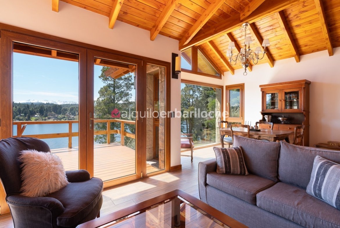 Casa con Vistas en Lago Moreno | Muelle y Costa (4 Pax)