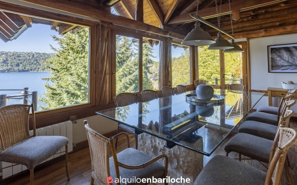 Casa con costa del Lago Nahuel Huapi en barrio cerrado Valle Escondido, foto 7