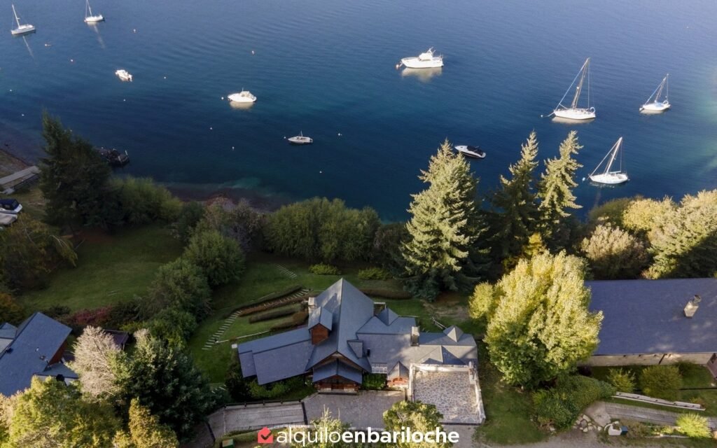 Casa con costa del Lago Nahuel Huapi en barrio cerrado Valle Escondido, foto 47