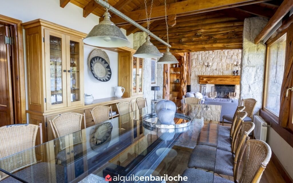 Casa con costa del Lago Nahuel Huapi en barrio cerrado Valle Escondido, foto 9