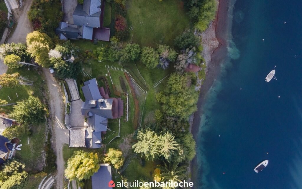 Casa con costa del Lago Nahuel Huapi en barrio cerrado Valle Escondido, foto 48