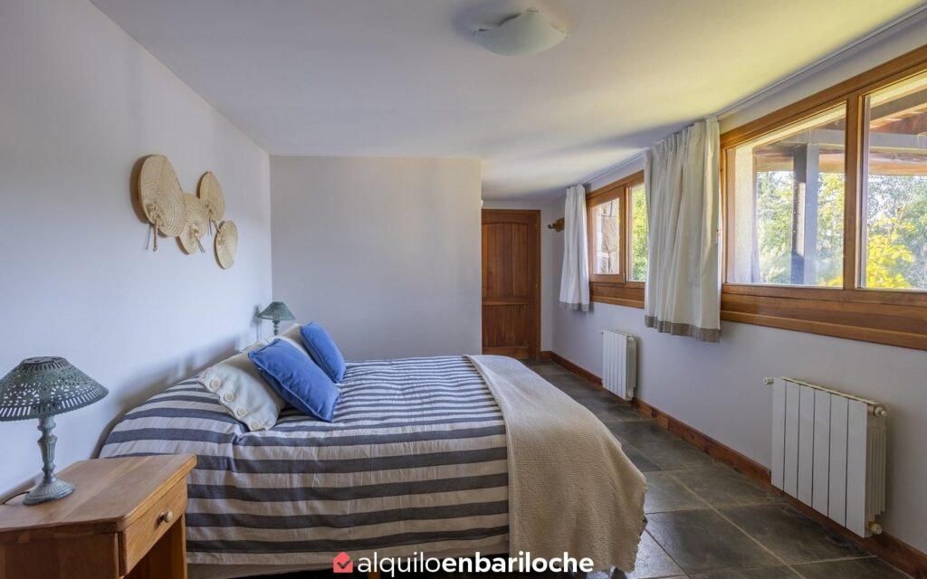 Casa con costa del Lago Nahuel Huapi en barrio cerrado Valle Escondido, foto 32