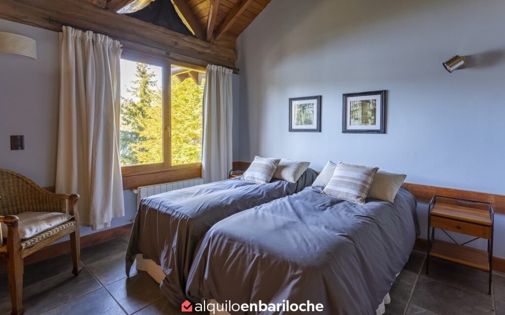 Casa con costa del Lago Nahuel Huapi en barrio cerrado Valle Escondido, foto 36