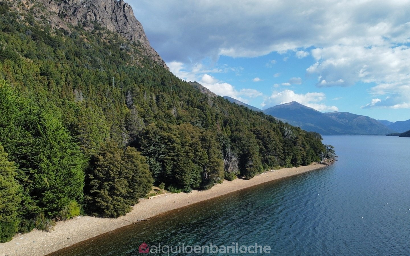 Casa en Lago Gutiérrez | Alquiler con Costa de Lago