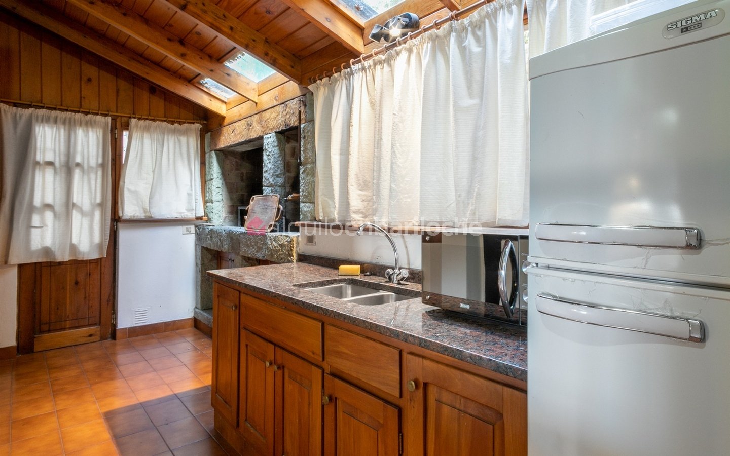 Casa en Melipal con Terraza al Lago | Cerca del Centro