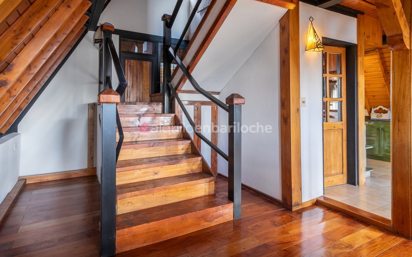 Casa en Melipal con Terraza al Lago | Cerca del Centro