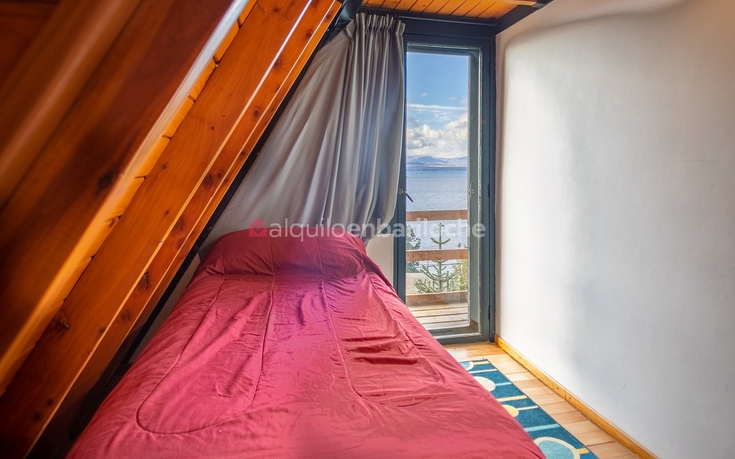 Casa en Melipal con Terraza al Lago | Cerca del Centro