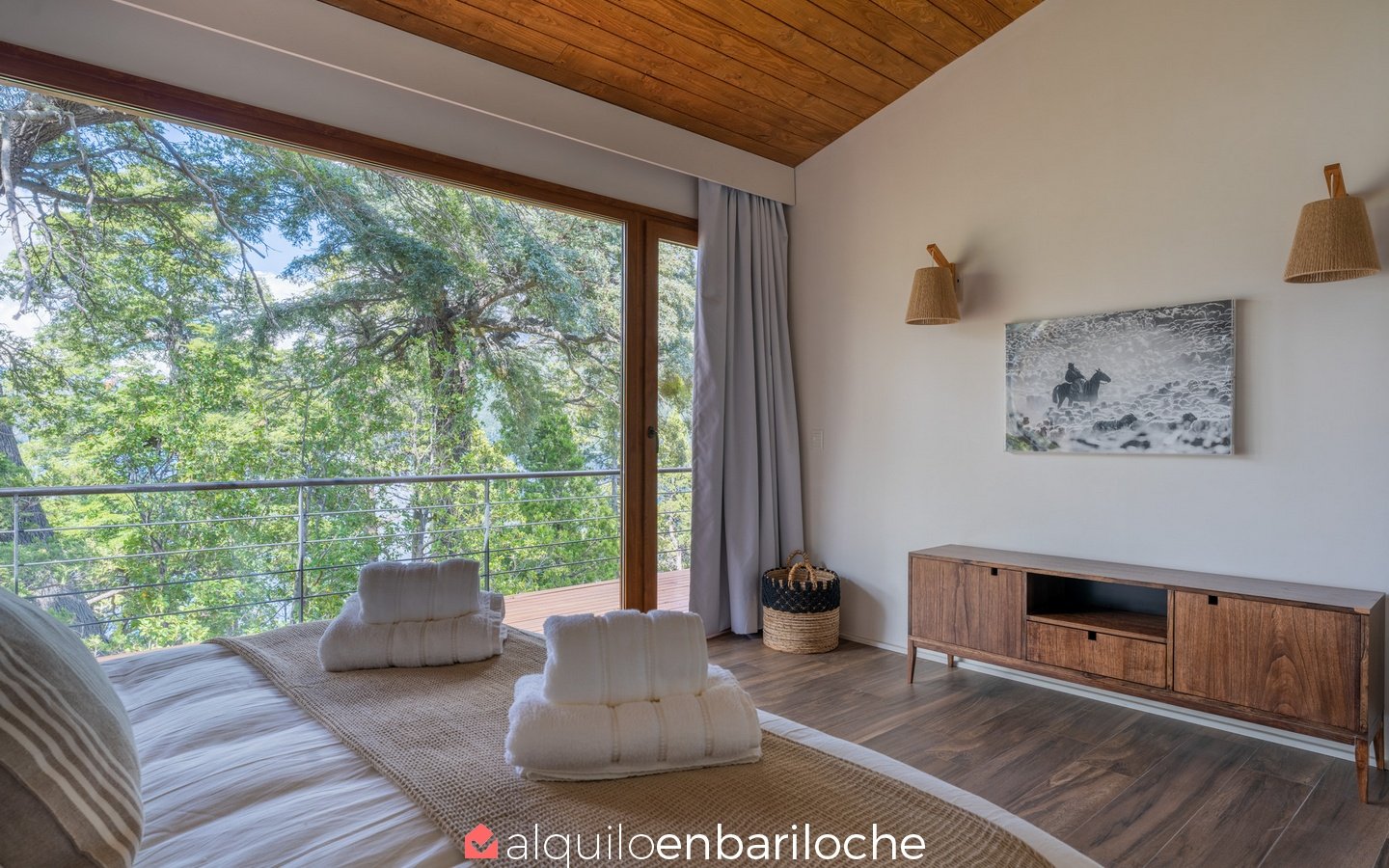 2B_JER07538-HDR- Baja