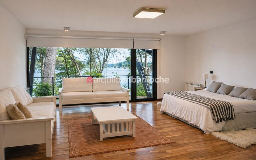 Casa con Costa de Lago Nahuel Huapi y Muelle en Península San Pedro, foto 23