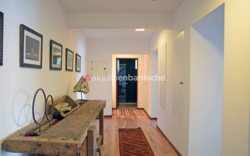 Casa con Costa de Lago Nahuel Huapi y Muelle en Península San Pedro, foto 32