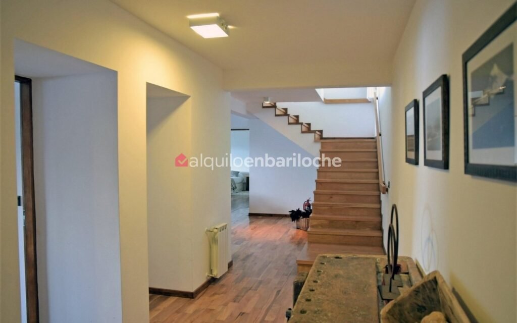 Casa con Costa de Lago Nahuel Huapi y Muelle en Península San Pedro, foto 31