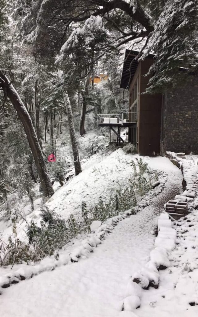 Casa con Costa de Lago Nahuel Huapi y Muelle en Península San Pedro, foto 48