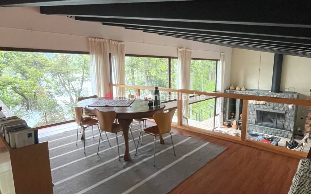 Casa con Costa de Lago Nahuel Huapi y Muelle en Península San Pedro, foto 13
