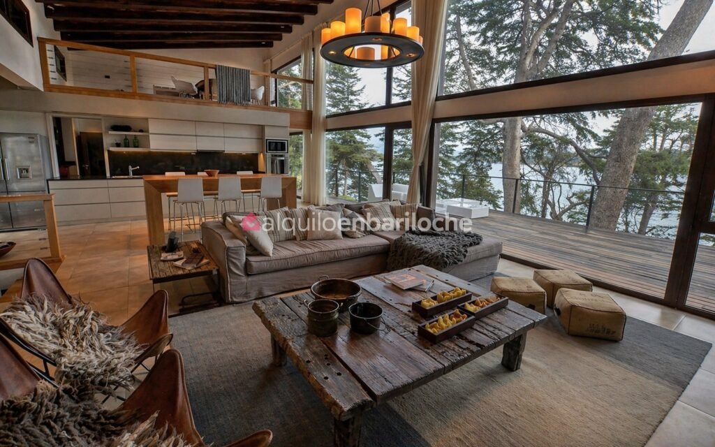 Casa con Costa de Lago Nahuel Huapi y Muelle en Península San Pedro, foto 6