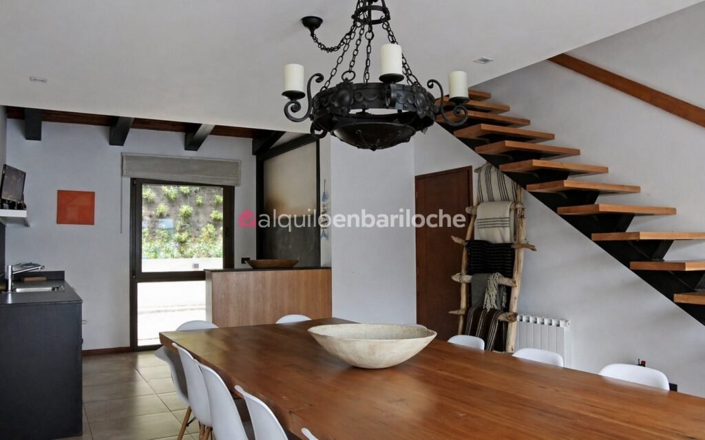 Casa con Costa de Lago Nahuel Huapi y Muelle en Península San Pedro, foto 17