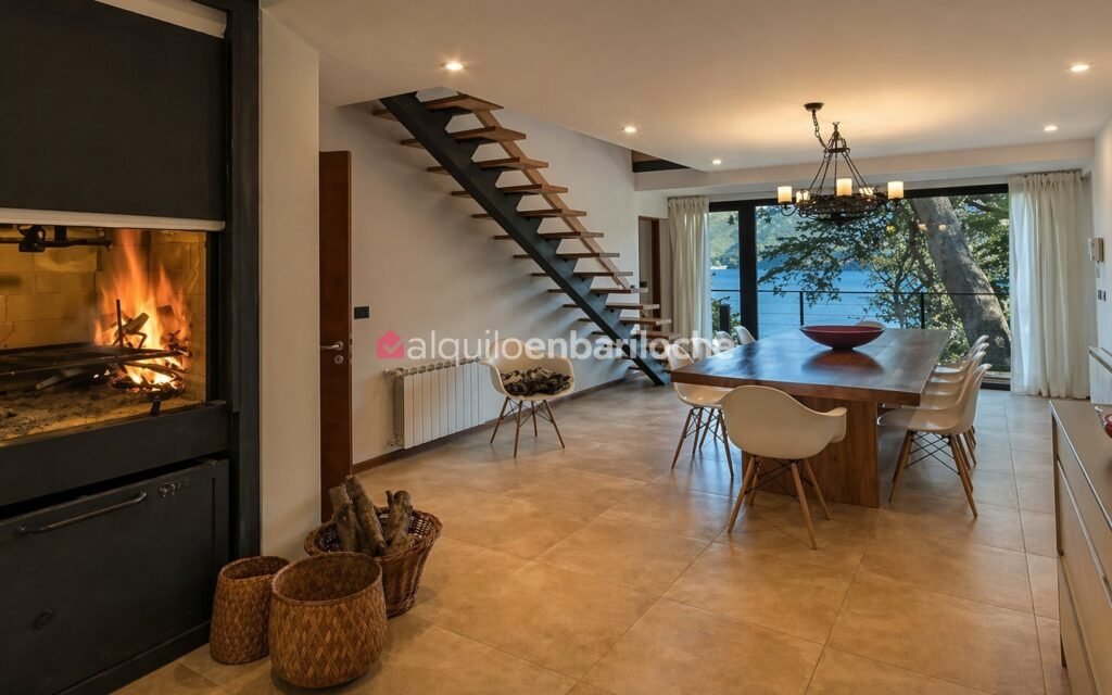 Casa con Costa de Lago Nahuel Huapi y Muelle en Península San Pedro, foto 18