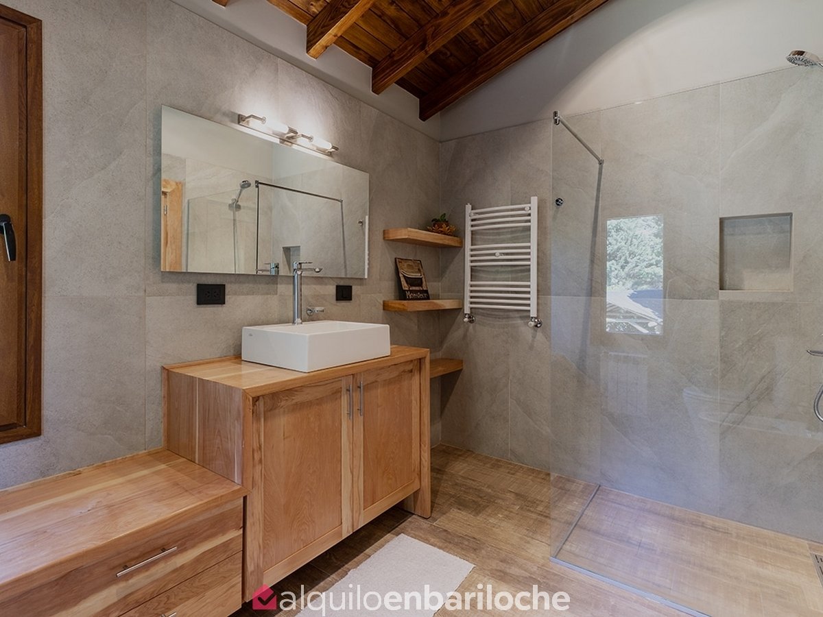 Alquiler Casa con Costa de Lago en Bariloche | Lago Gutiérrez