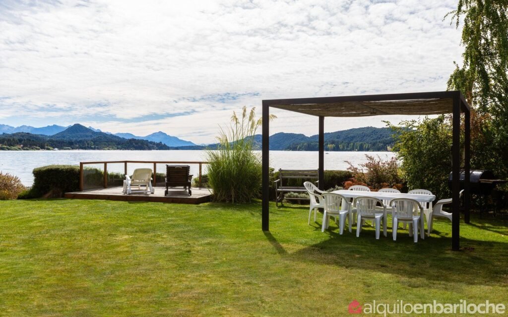 Casa con Costa del Nahuel Huapi y Acceso Directo a la Playa en Bariloche, foto 26