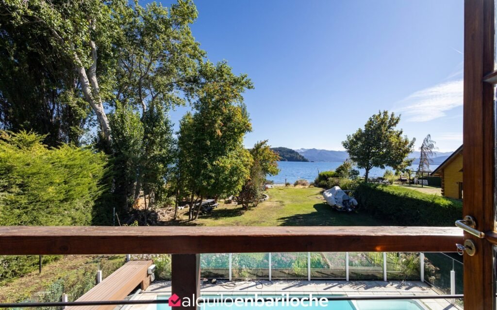 Casa con Costa sobre el Lago Nahuel Huapi y Pileta Climatizada en Bariloche, foto 14