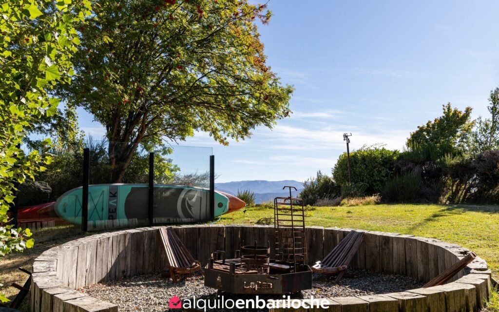 Casa con Costa sobre el Lago Nahuel Huapi y Pileta Climatizada en Bariloche, foto 37