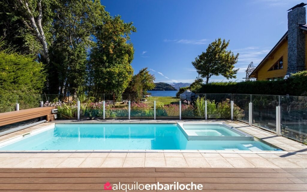 Casa con Costa sobre el Lago Nahuel Huapi y Pileta Climatizada en Bariloche, foto 32