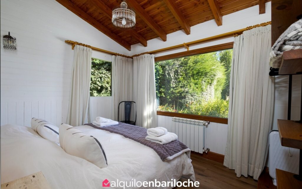 Casa con Costa sobre el Lago Nahuel Huapi y Pileta Climatizada en Bariloche, foto 16