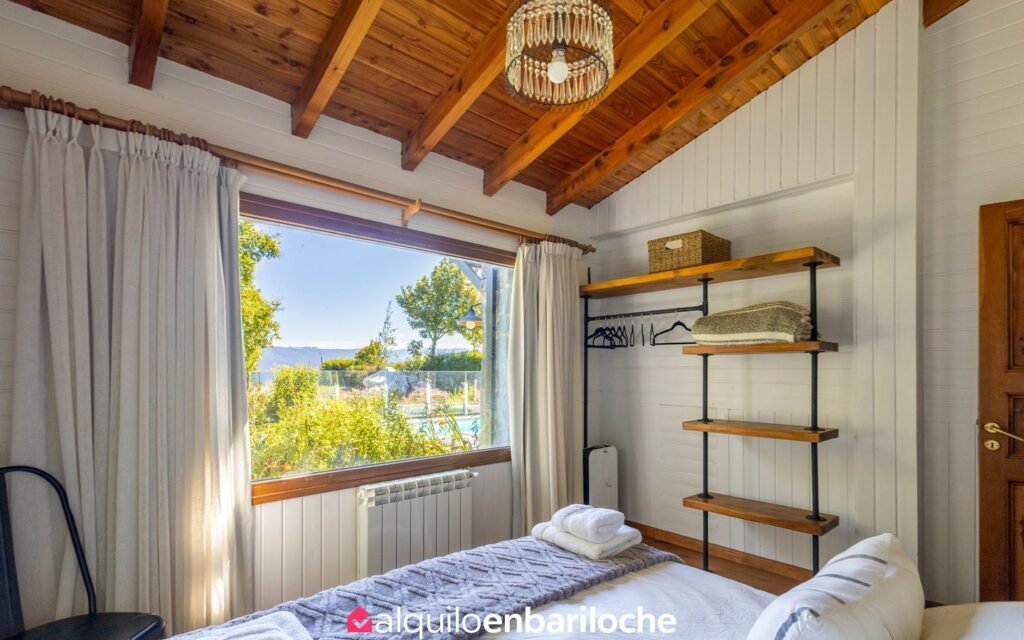Casa con Costa sobre el Lago Nahuel Huapi y Pileta Climatizada en Bariloche, foto 17