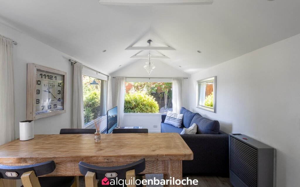Casa con Costa sobre el Lago Nahuel Huapi y Pileta Climatizada en Bariloche, foto 22