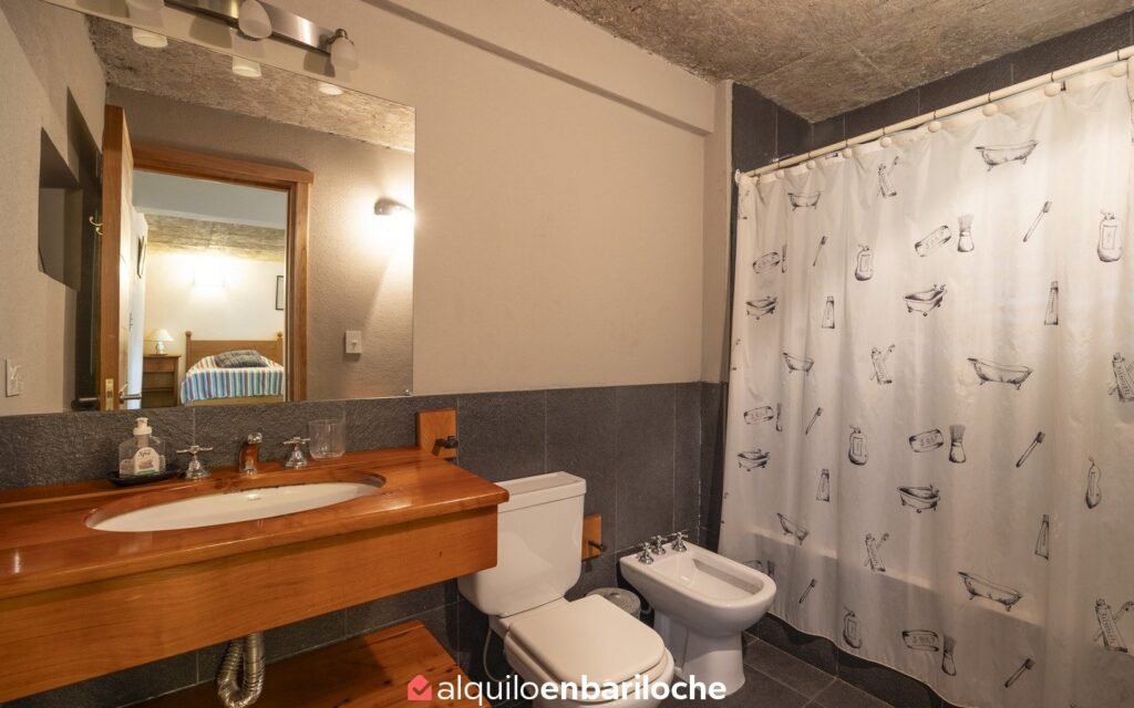 Casa con costa del Nahuel Huapi en Llao Llao para 15 personas, foto 27