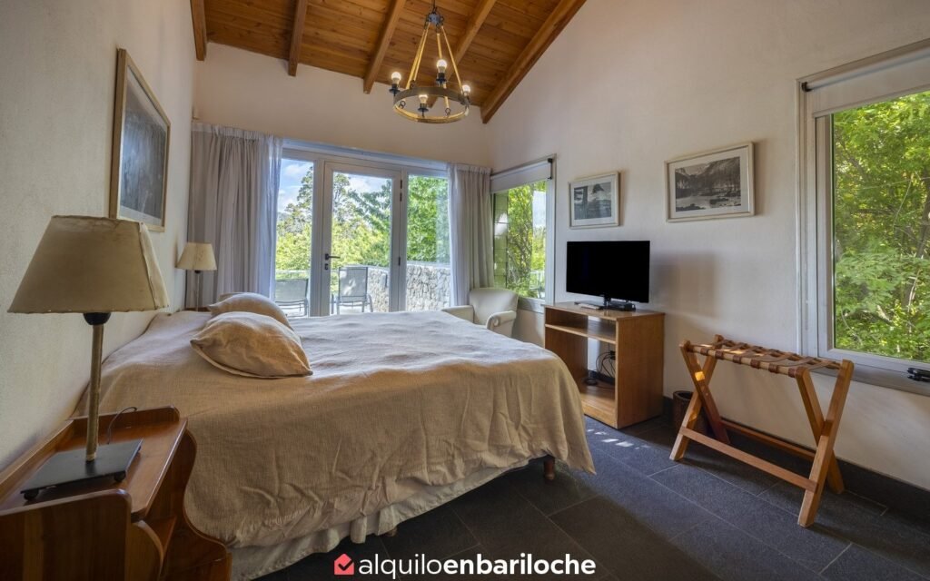 Casa con costa del Nahuel Huapi en Llao Llao para 15 personas, foto 32
