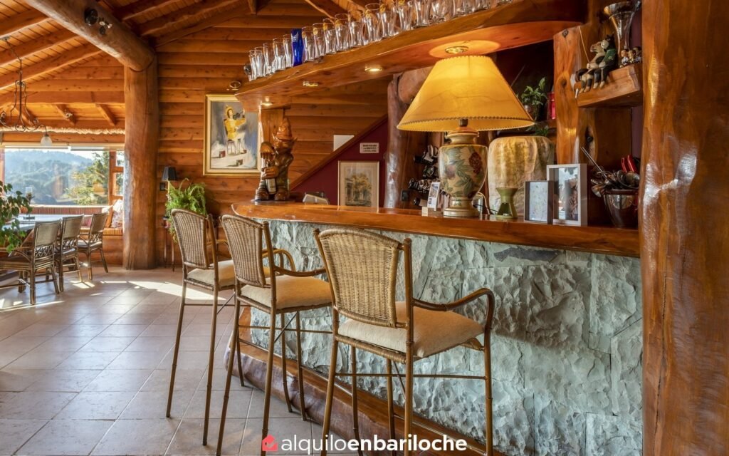 Casa sobre el Lago Moreno, Piscina Climatizada y Muelle en Bariloche, foto 6