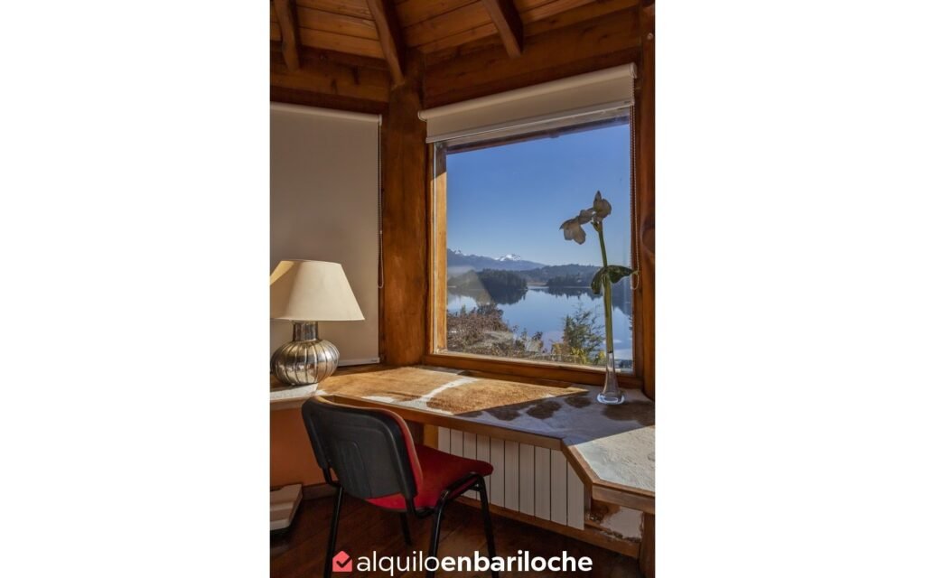 Casa sobre el Lago Moreno, Piscina Climatizada y Muelle en Bariloche, foto 17