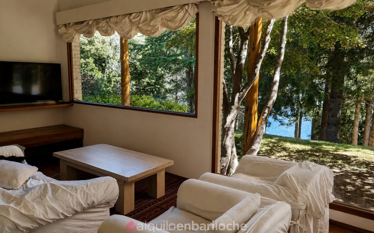 Casa en Lago Gutiérrez | Alquiler con Costa de Lago