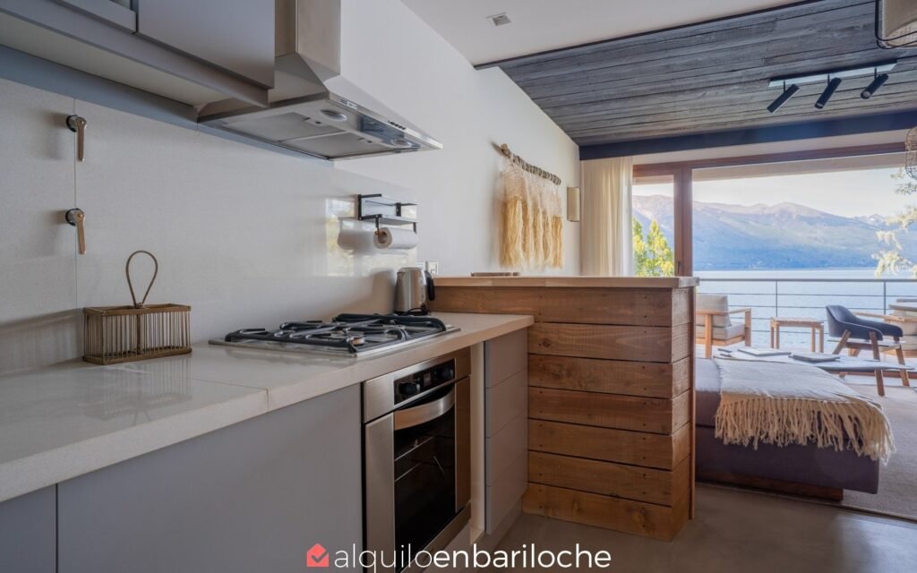 Departamento para 2 con piscina climatizada del complejo en Peñón