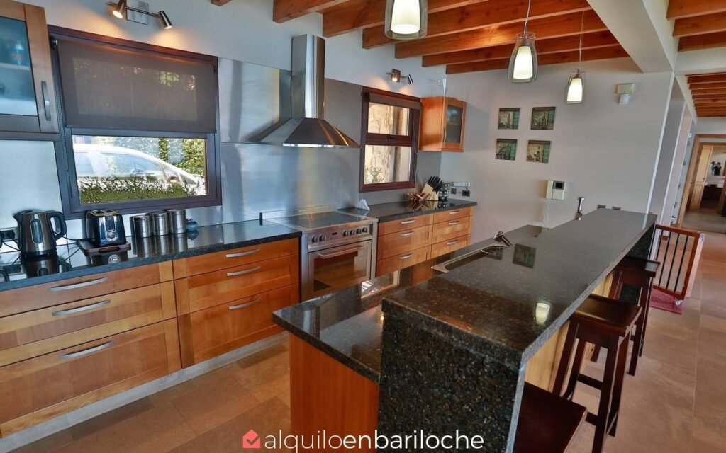 Casa para 10 personas con costa del Nahuel Huapi en Llao Llao, foto 8