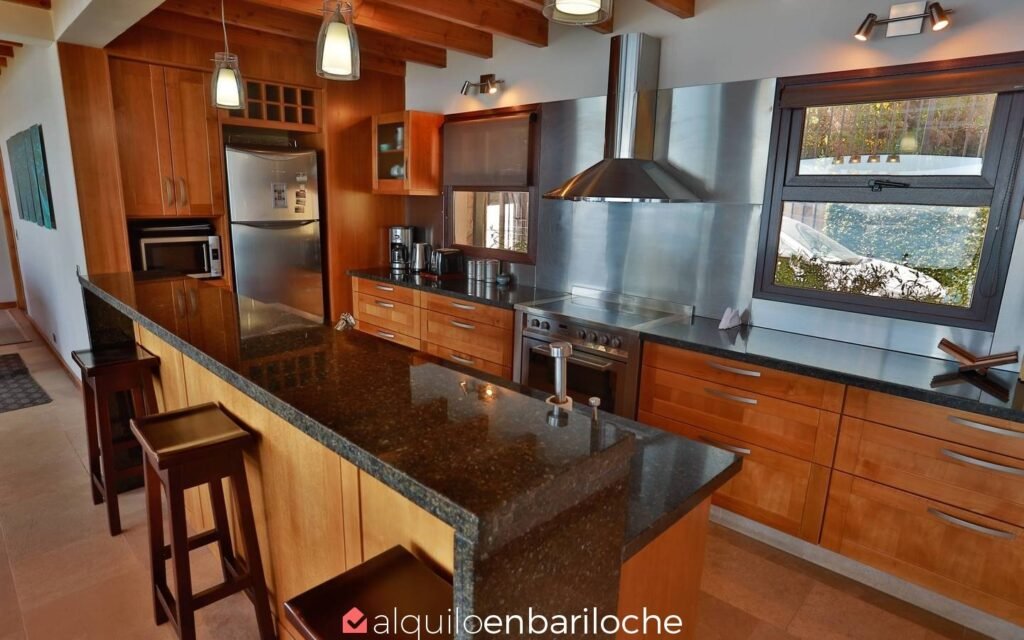 Casa para 10 personas con costa del Nahuel Huapi en Llao Llao, foto 9