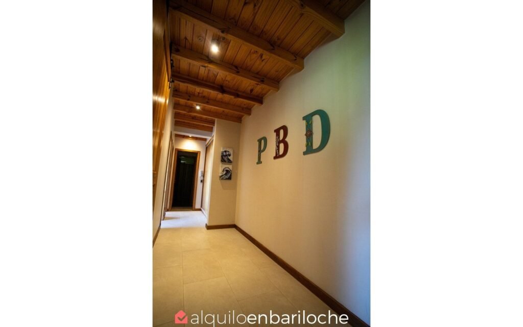 Casa para 10 personas con costa del Nahuel Huapi en Llao Llao, foto 21